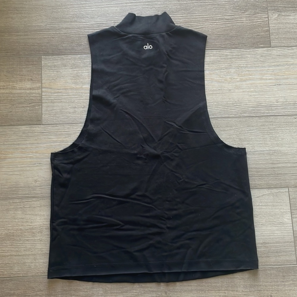 Alo Mock Neck tank top in black, sz. medium